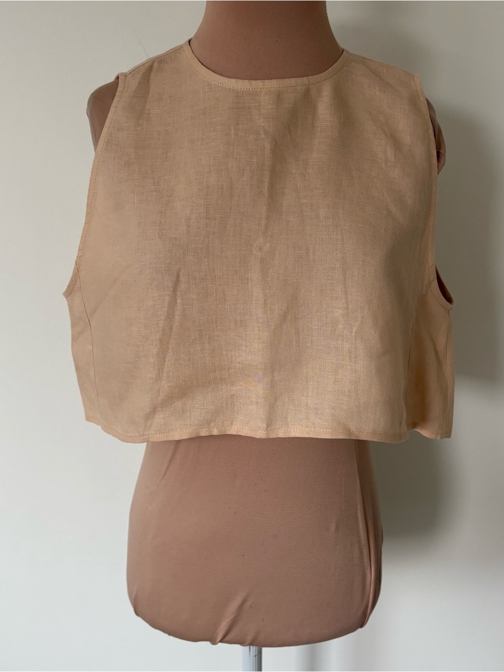 Parentezi Cropped Woven Linen Beige Tan Sleeveless EUC Size Medium